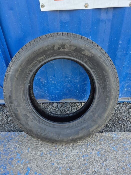 Продам 4 шины размер 235/65 R17. В очень хорошем состоянии по 30000 тг