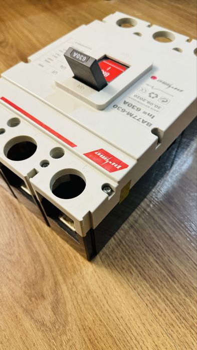 Выключатели автоматические трёхфазные BA77M-630-PRIME