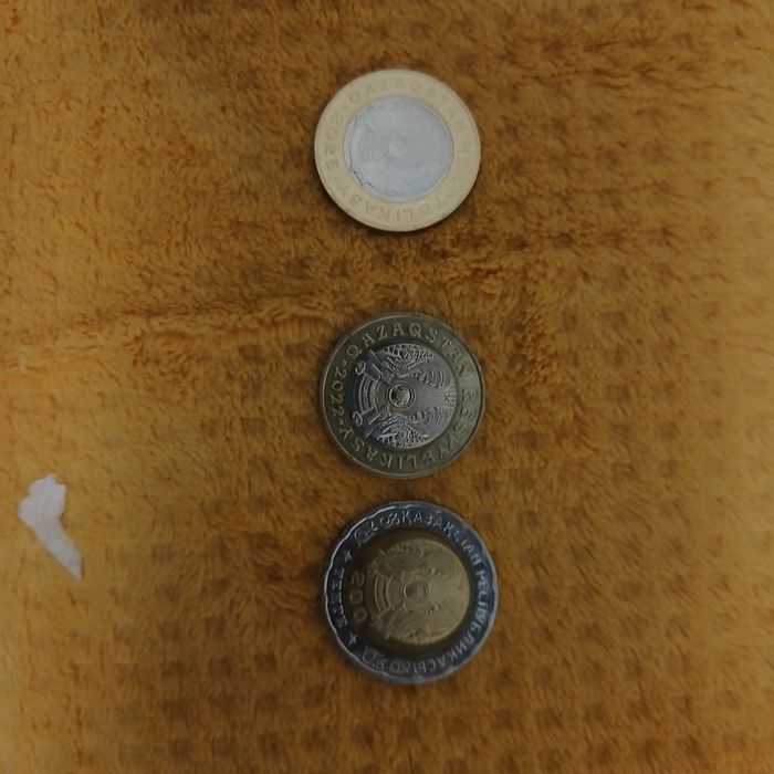 Особые монеты продам