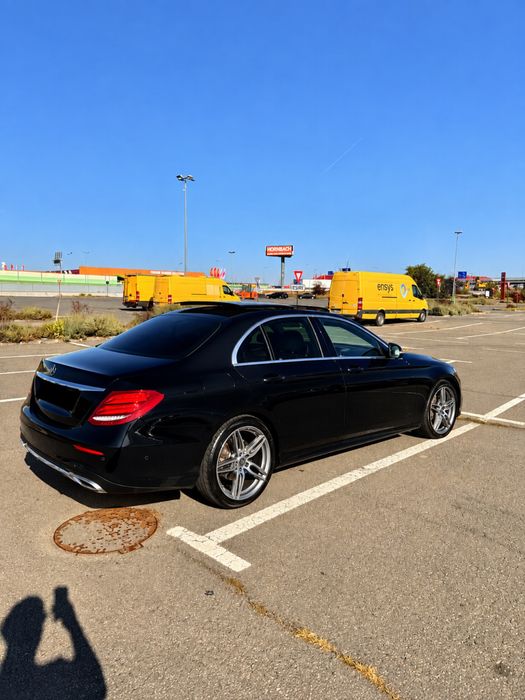Vand MERCEDES E220 AMG 2018, PANORAMIC, 180.000km