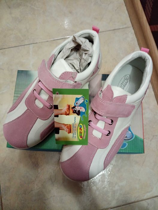 Нови обувки Chippo р-р 36 естествена кожа