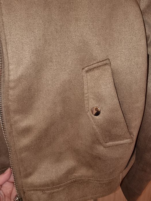 Дамско късо кафяво яке от велур - Sinsay