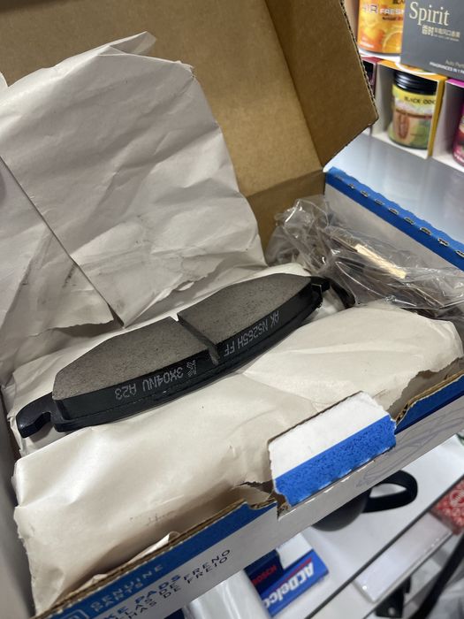 Tahoe 1 колодка передний Original Gm USA