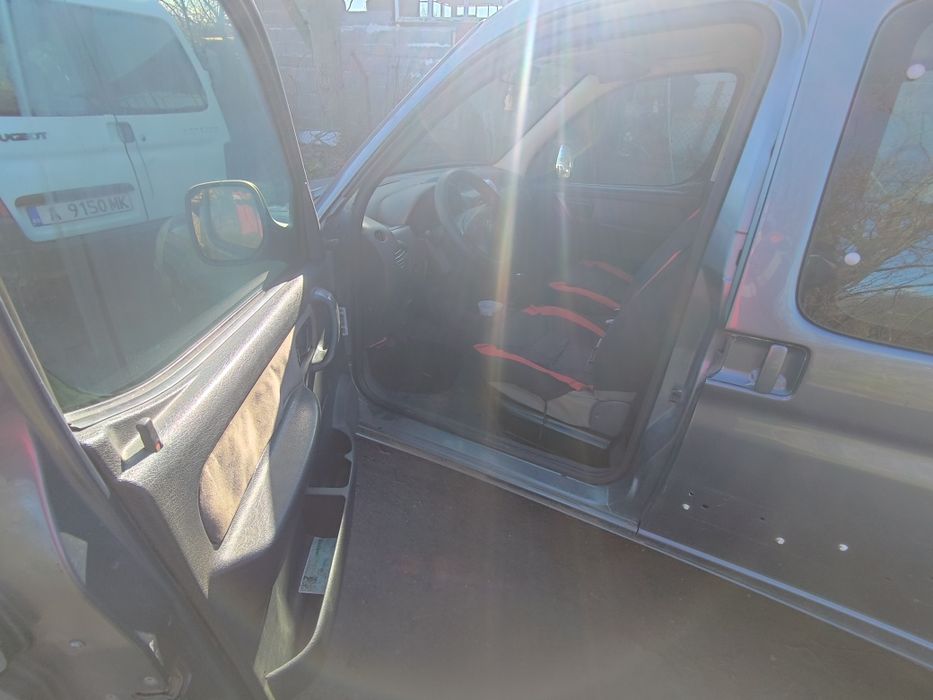 Citroen Berlingo 1.6 hdmi на части