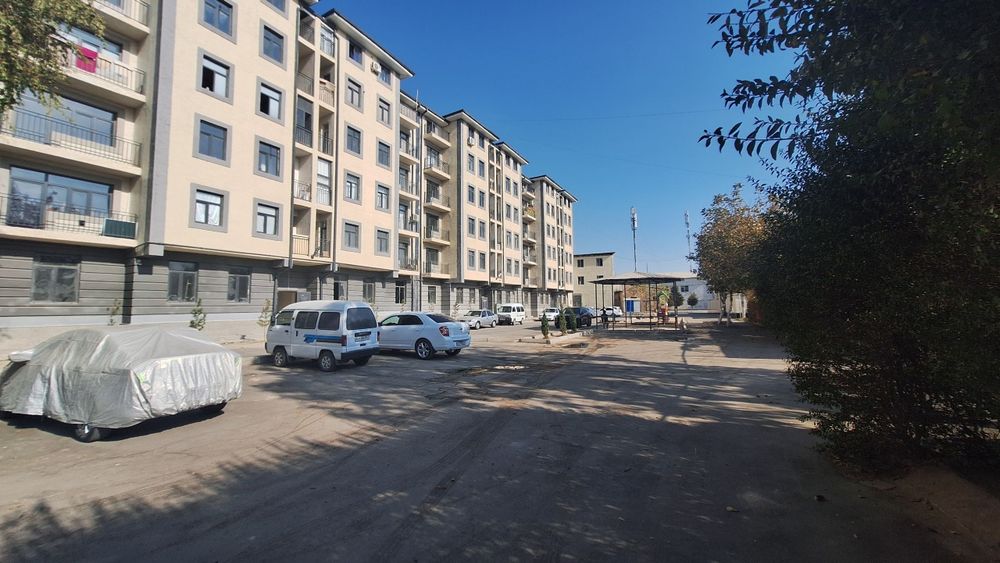 Срочно!!! Суперда квартира сотилади 62000$ 1 этаж