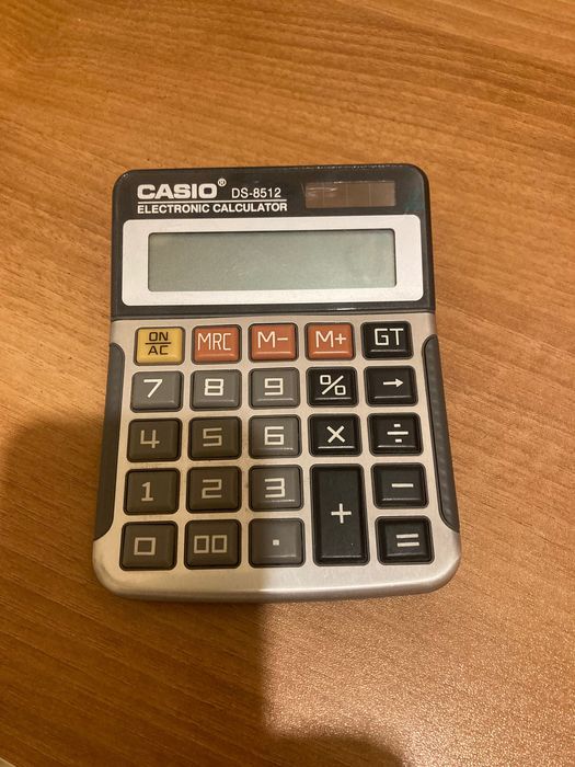 Калкулатори Casio и Sharp цена за двата