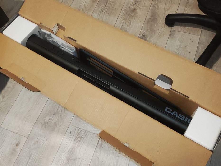 Синтезатор / Фортепиано / Пианино - Casio CT-S300