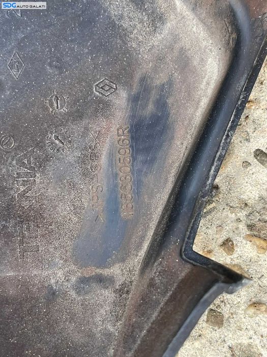 Capac Plastic Distributie Motor Dacia Dokker 1.5 DCI 2012 - 2024 Cod 135630596R 135630596 [C4669]