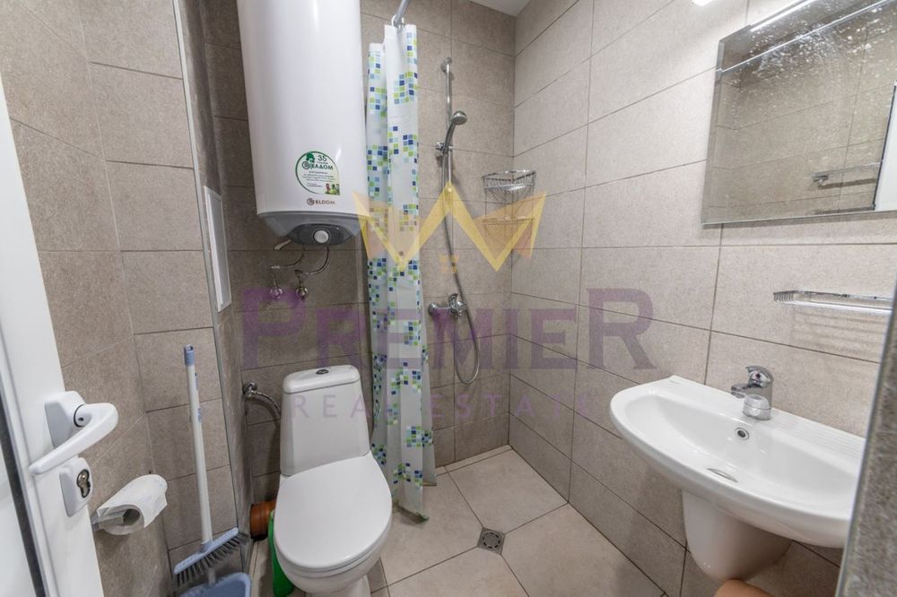 Дава се под наем Двустаен апартамент в Варна, Колхозен пазар - 55 кв.м за 408 € - Снимка #6