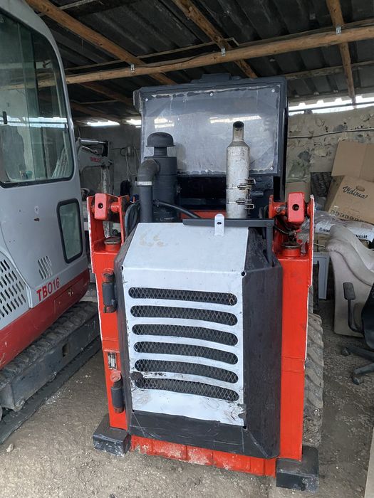 Мини бобкат