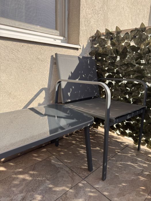 Set masa si scaune pentru balcon/gradina
