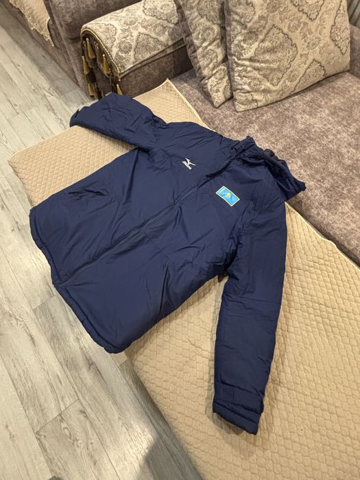 Продам куртку в отличном состояни одевал пару раз