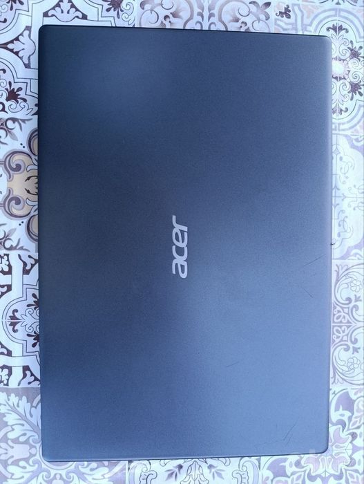 Продаётся рабочий ноутбук Acer