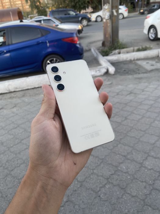 Samsung S24 8/256gb