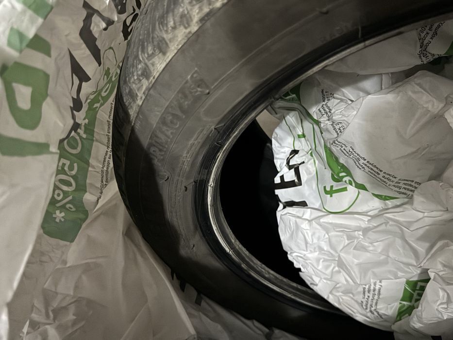 Продам 3 шины Michelin Primacy A/S 245/45 R18.