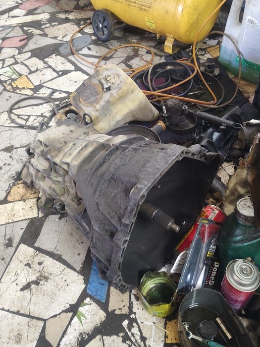 Продам 102 мотор от Мерседеса