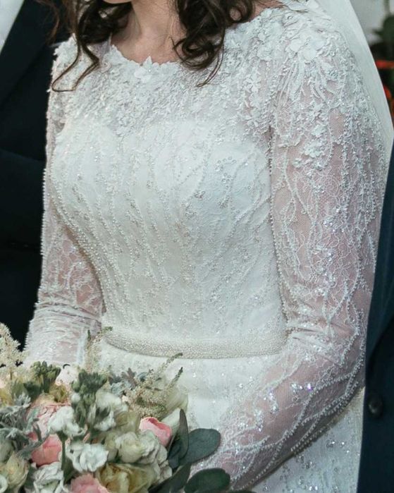 Rochie mireasă, modestă