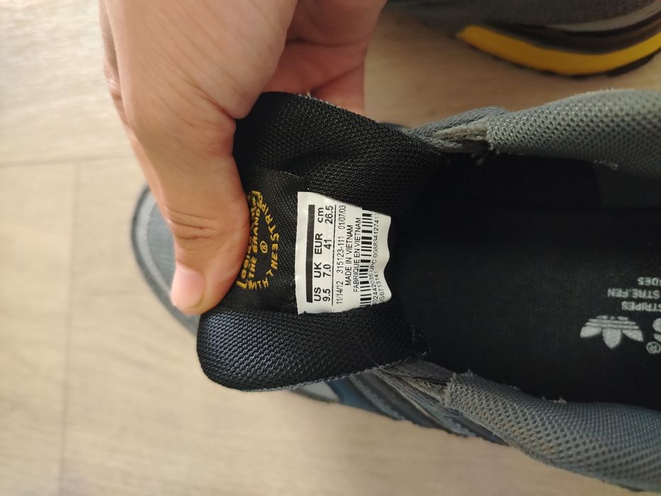 Мужские кроссовки