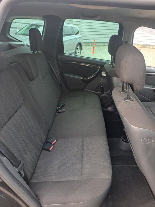 Vând Dacia Duster 1.5 tdi euro 5