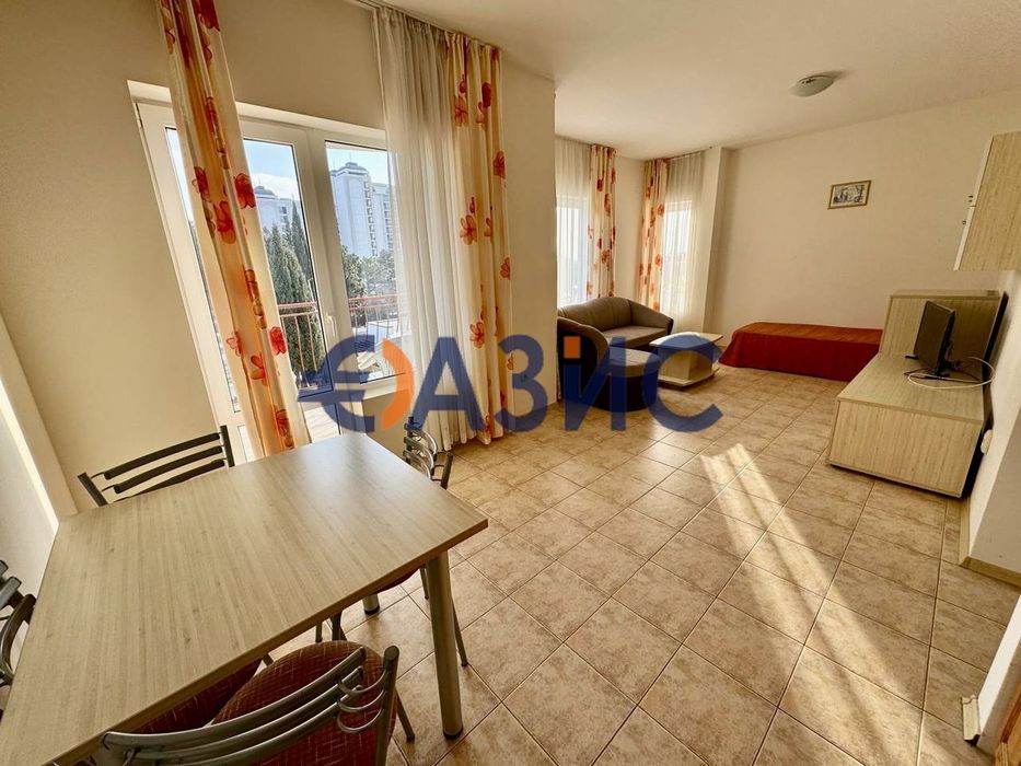 Двустаен апартамент в комплекс Бел Ер, 70 кв.м., Свети Влас, България,