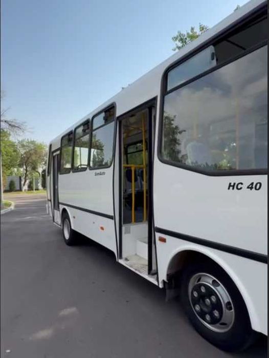 Сотилади Автобус Isuzu SAZ HC40.
