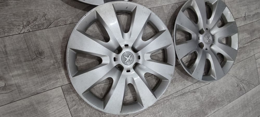 Колпаки Пежо R15
