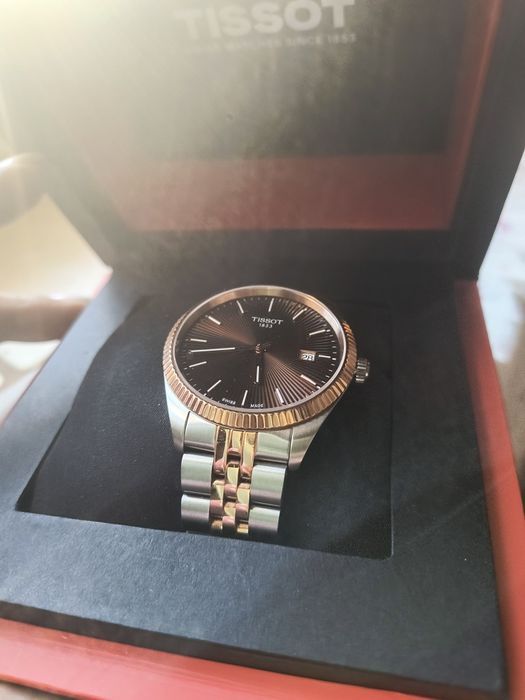 Vând ceas unisex Tissot Ballade
Tissot T156.410.22.291.01