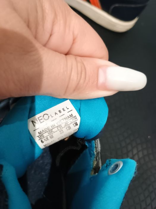 Adidas ghetuțe mas 23