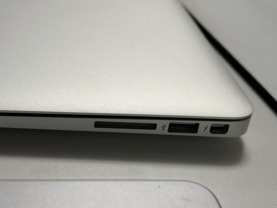Macbook Air 13-inch 2017