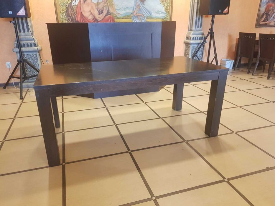 Маси и столове за заведение - масив!