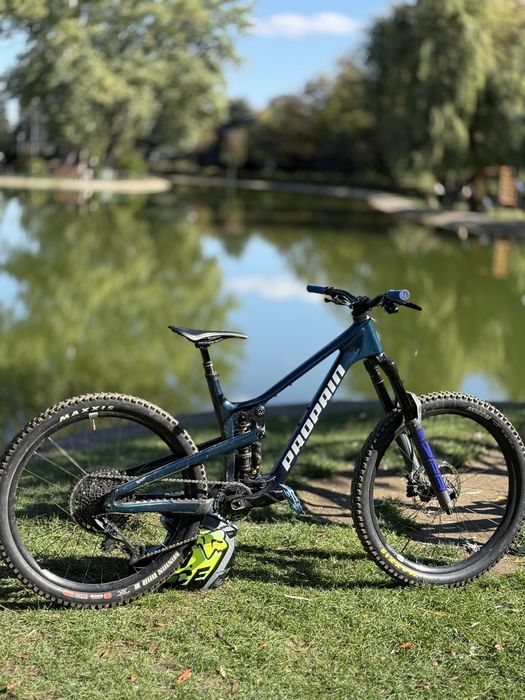 Bicicleta enduro (super) propain tyee cf6 2024 (garantie)!