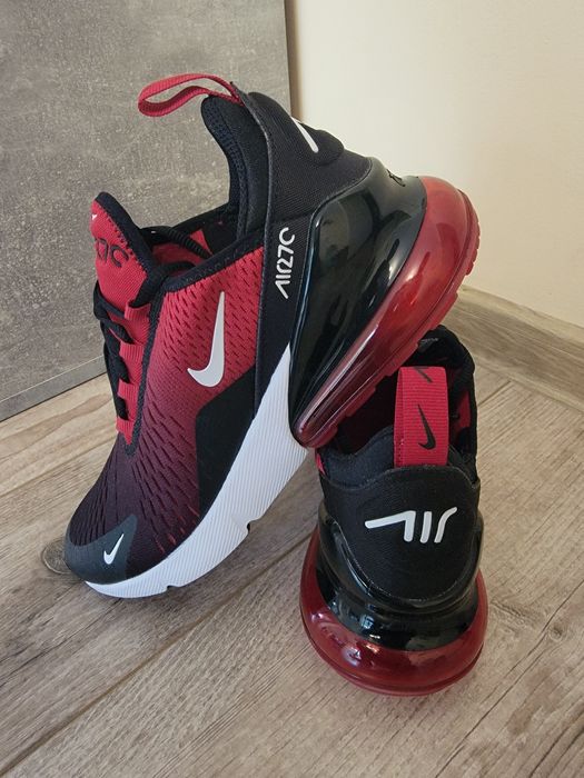 Nike Airmax 270 BG