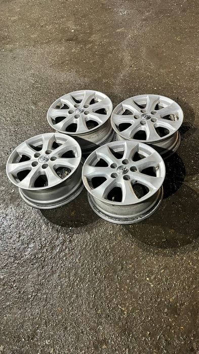 Продам титан диски Тойота 45
