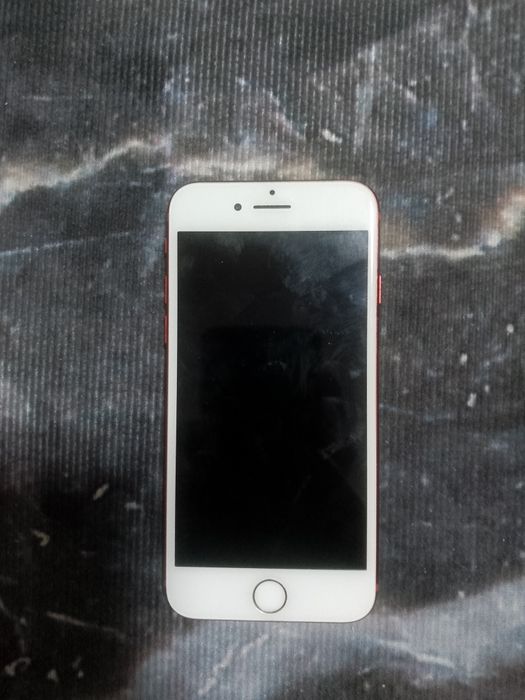 Продам или обмен айфон 7 на андроид