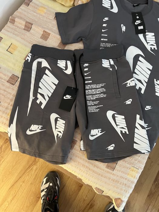 Лятно екипче Nike