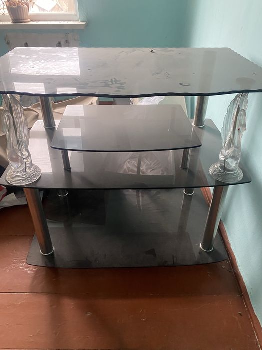 Продается   подставка под телевизор