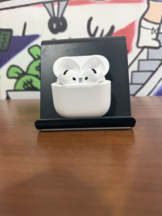 Apple Air pods 4