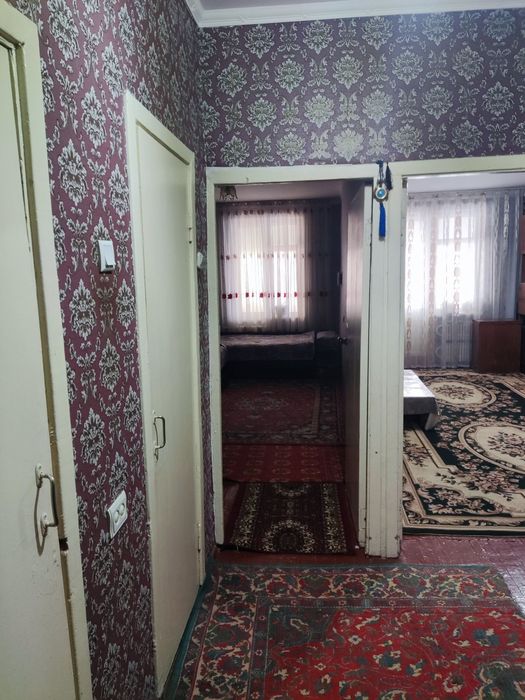 Продаётся 2х комнатная квартира 2 ой  этаж