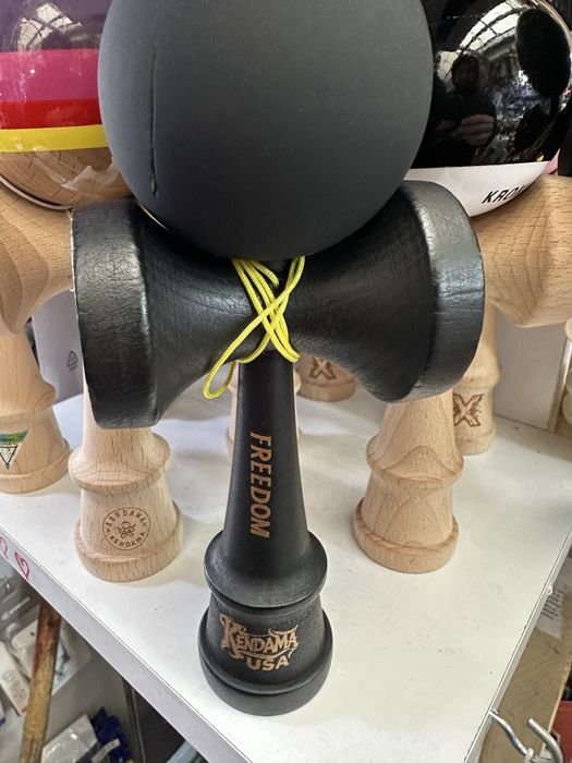 Kendama SWEETS Toată Seria si KROM pop