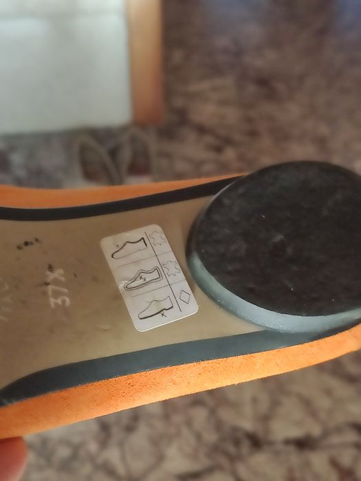 Лот от естествена кожа на маркови боти и обувки, нови и използвани