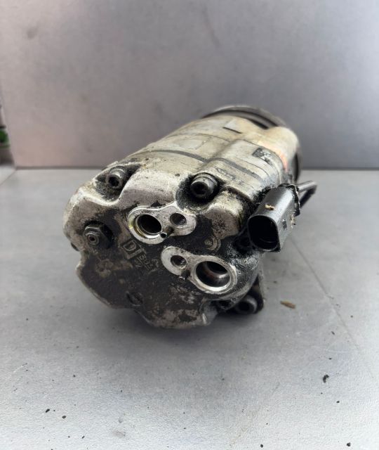 Compresor AC 1J0 820 803 G Volkswagen VW Golf a 4-a generatie