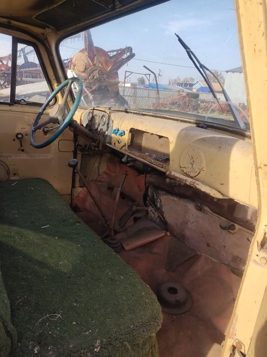 продам  газ 52 не на ходу