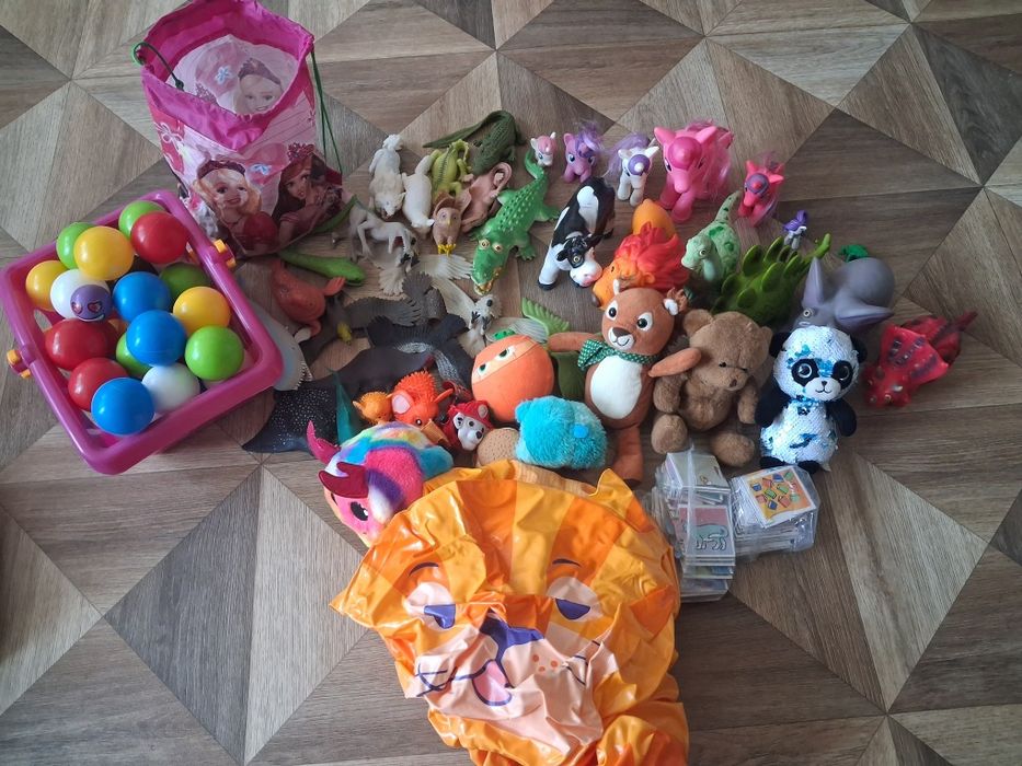 Лотове детски играчки