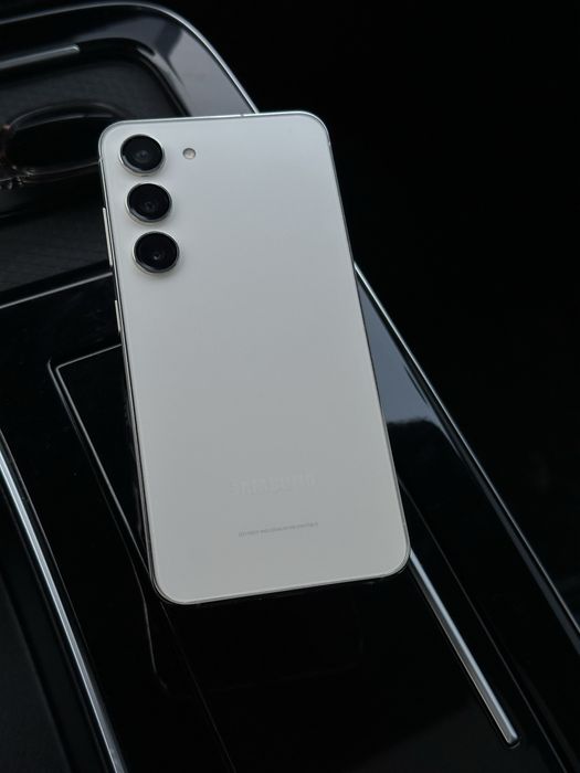 Samsung s23 8/256Gb ideal Orginal