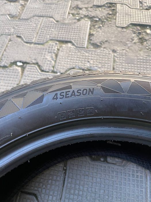 Kumho HA32  235/50R18