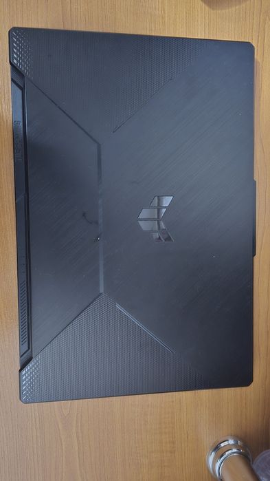Vănd laptop Asus TUF A17 defect