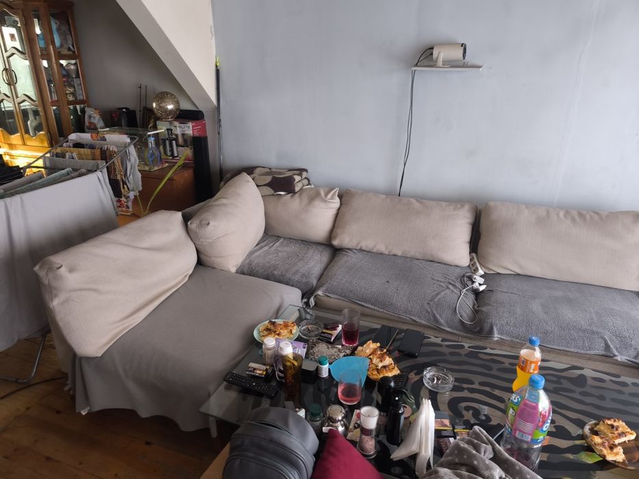 Ъглов диван за хол