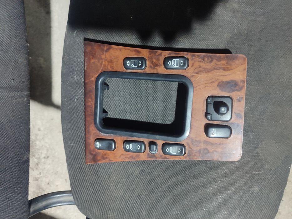 Гитара на Мерседес W210