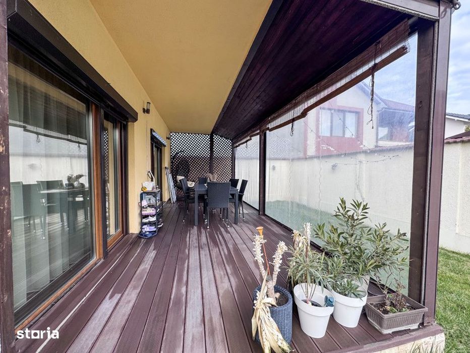 Casa/Vila P+M de vanzare – Ovidiu Sud | 4 dormitoare | Panouri fotov