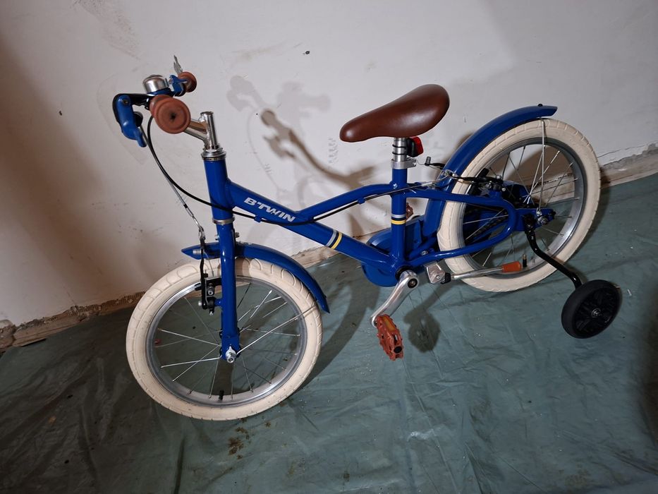 Vând biciclete de 16 BTWIN preț 520ron